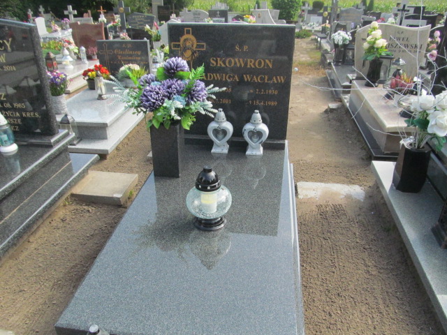 Grób Wacław Skowron
